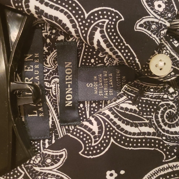 Paisley no iron Ralph Lauren button down - Picture 2 of 2